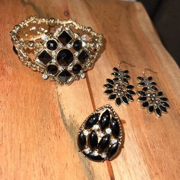 Costume jewelry set black gold & crystal rhinestone one size fits all adjustable - Picture 4 of 16